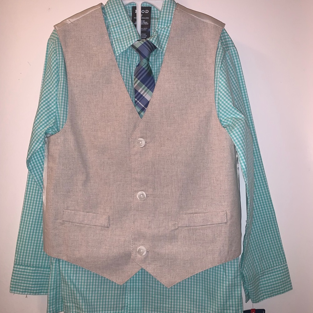 Ivory and green 4 piece suit